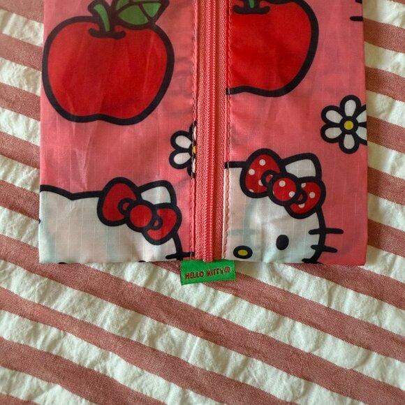 EUC Baggu | 3D Zip | Hello Kitty | Medium Pouch Only - Picture 4 of 5